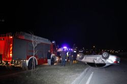 Aşır hızla giden otomobil takla attı: 1 yaralı