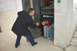 Elektrik kesintileri asansör fobisi oluşturuyor