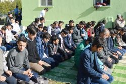 Hilvanlı öğrencilerin cami sıkıntısı