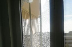 Çatışmalarda çıkan mermiler 2 hastaneye isabet etti