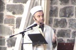 Cuma hutbesinde Kurşunlu Camii’nin yakılmasına tepki