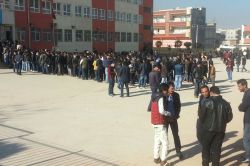 Ehliyet sınavı yapıldı