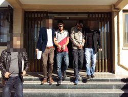 Tarsus’ta eroin satan 2 kişi tutuklandı