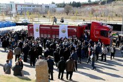 Yavuzeli’nde Antep fıstığı üreticilerine gübre dağıtıldı