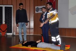 Batman’da sağlık çalışanlarına seminer verildi