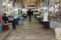 Belediye mülkiyetinde olan dükkânları ihaleye çıkarıyor