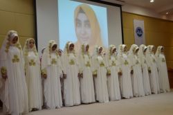 Adana'da 18 hafız ve hafize icazet aldı