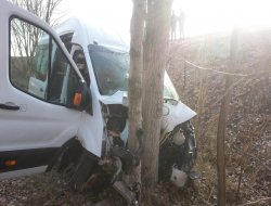 Li Amedê wesayîta xwendevanên ku diçûn taziyê qeza kir: 13 birîndar