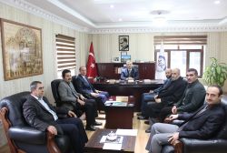 “Ahlaklı bir neslin yetişmesi için emek harcıyoruz”