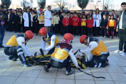 Batman’da miniklere deprem tatbikatı