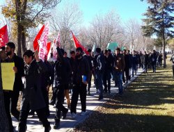 Xwendevanên Zanîngeha Firatê ji êrîşa ku li ODTUyê hatibû kirin re bertek nîşan dan