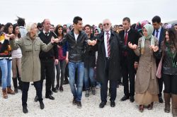 Üniversitelerde İslami kimlikli öğrenci ve etkinlikler neden hedefte