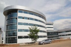 2013’te teslim edilmesi gereken hastane halen bitirilemedi