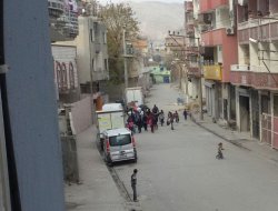 Cizre'deki çatışmalarda 3 kişi yaralandı