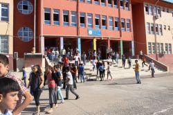 Sur’da 20 okulda Açık Öğretim Sınavı yapılamayacak