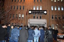 Bitlis’te HDP’li belediye protesto edildi