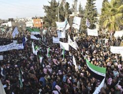 Muhalifler İlk Kez Şam`da Gösteri Yaptı