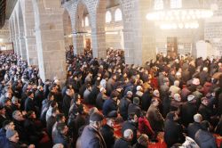 Cuma Hutbesinde çatışmalara tepki