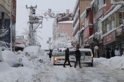 Şırnak’ta kış hayatı felç etti