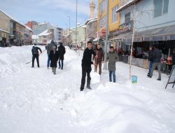 Agirîyan ji şaredarîyê re bertek nîşan dan