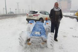 Kardan adam değil kardan traktör yaptı
