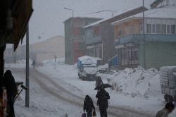 Karlıova’da okullar tatil edildi