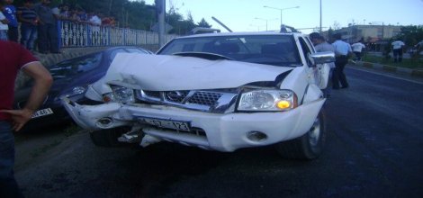 Çınar Dörtyol'da Trafik Kazası