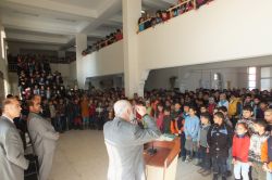 Van’da öğrencilere Kur'an-ı Kerim dağıtıldı