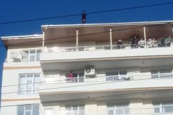 Diyarbakır'ın Silvan ilçesinde intihar girişimi