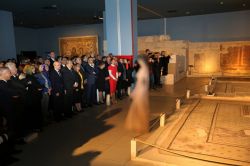 AK Parti’li bakanların defileye katılması tepki çekti