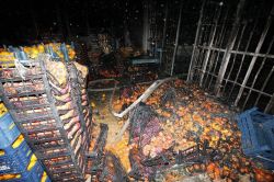 Mersin sebze halinde yangın