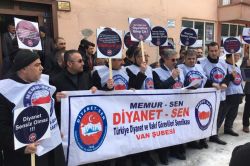 Van’daki din görevlilerinden Diyanet’e destek