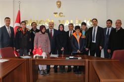 TEOG’da tüm soruları doğru cevaplayan öğrencilere ödül