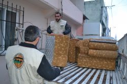 Sur’dan göç eden aileye Bursa Umut Kervanı sahip çıktı