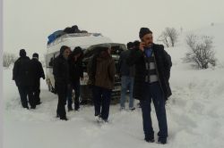 8 saat mahsur kalan vatandaşlar kendi imkânlarıyla kurtuldu