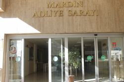 Hırsızlık iddiasıyla 2 kişi tutuklandı