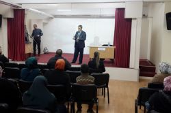 “Okullarda ‘Medya okuryazarlığı’ dersleri verilmeli”