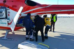 Bingöl'de hastalar helikopter ambulansla kurtarılıyor