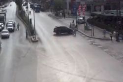 Trafik kazaları MOBESE’lere yansıdı