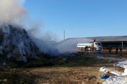 Adıyaman’ın Kahta ilçesinde 25 bin TL değerindeki saman kül oldu