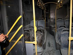 Li Diyarbekirê otobusa şaredarîyê hat şewitandin