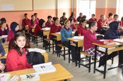 Van’da 313 bin öğrenci ders başı yaptı