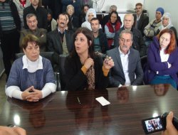 Di derbarê berikên ku li devê derîyê PKKyiyan hatibûn danîn de daxuyanî