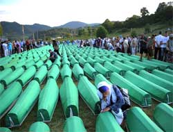 Srebrenitsa… Dünya Var Oldukça Unutulmayacak