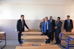 Batman Valisi okul ve yurtları inceledi