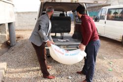 Cami-Der mağdur Silopililere yardım dağıttı