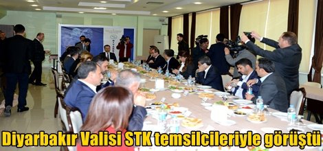 Diyarbakır Valisi STK temsilcileriyle görüştü