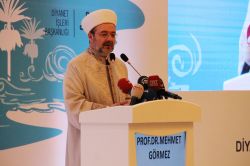 Camilerimizi, minberlerimizi her türlü ideolojiden uzak tutacağız video