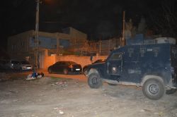 Aniden fenalaşan çocuk düşüp ağır yaralandı