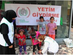 İHH, Şanlıurfa'da Yetimleri Giydirdi